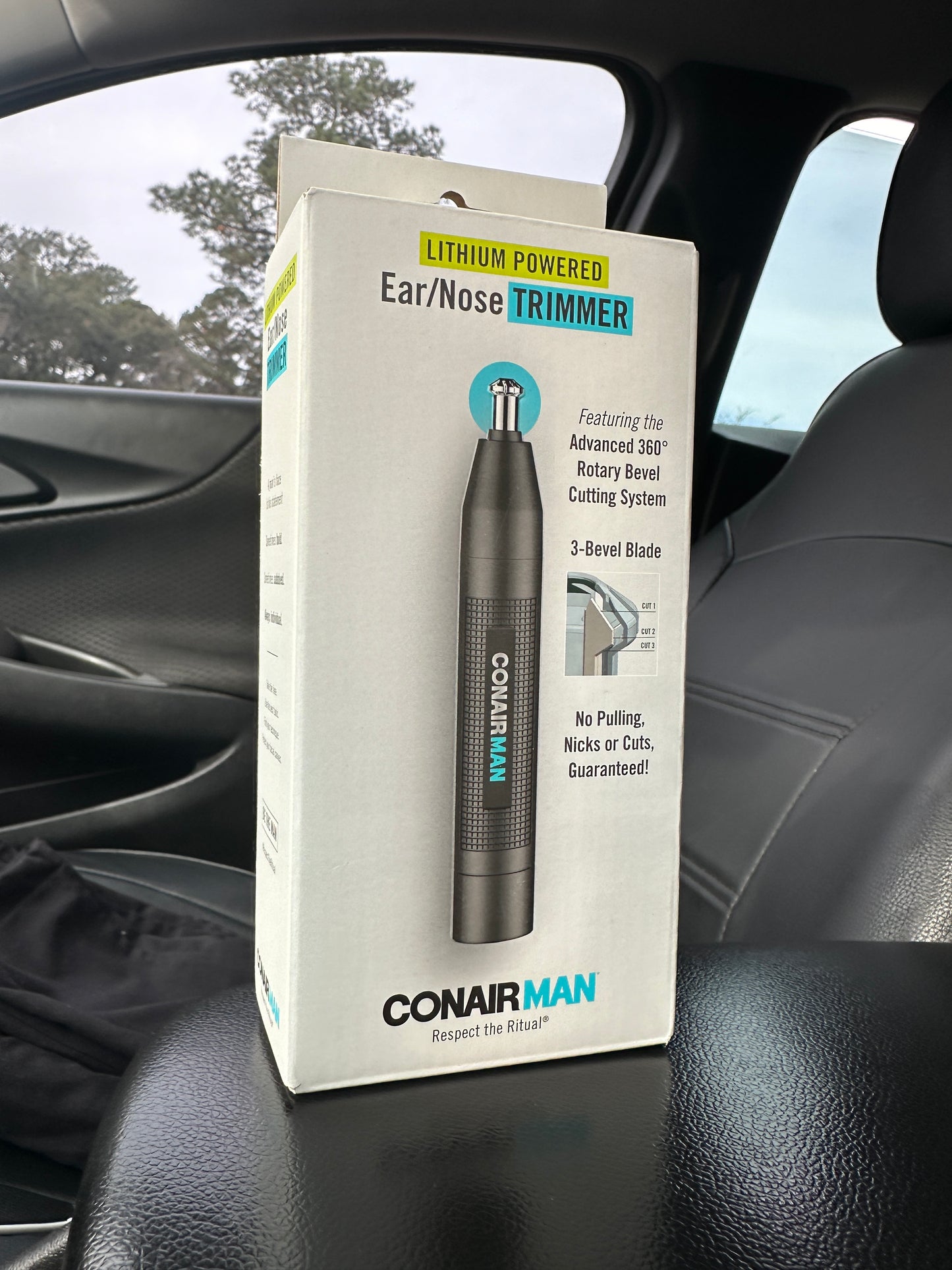 ConairMAN Battery-Powered Ear/Nose Trimmer