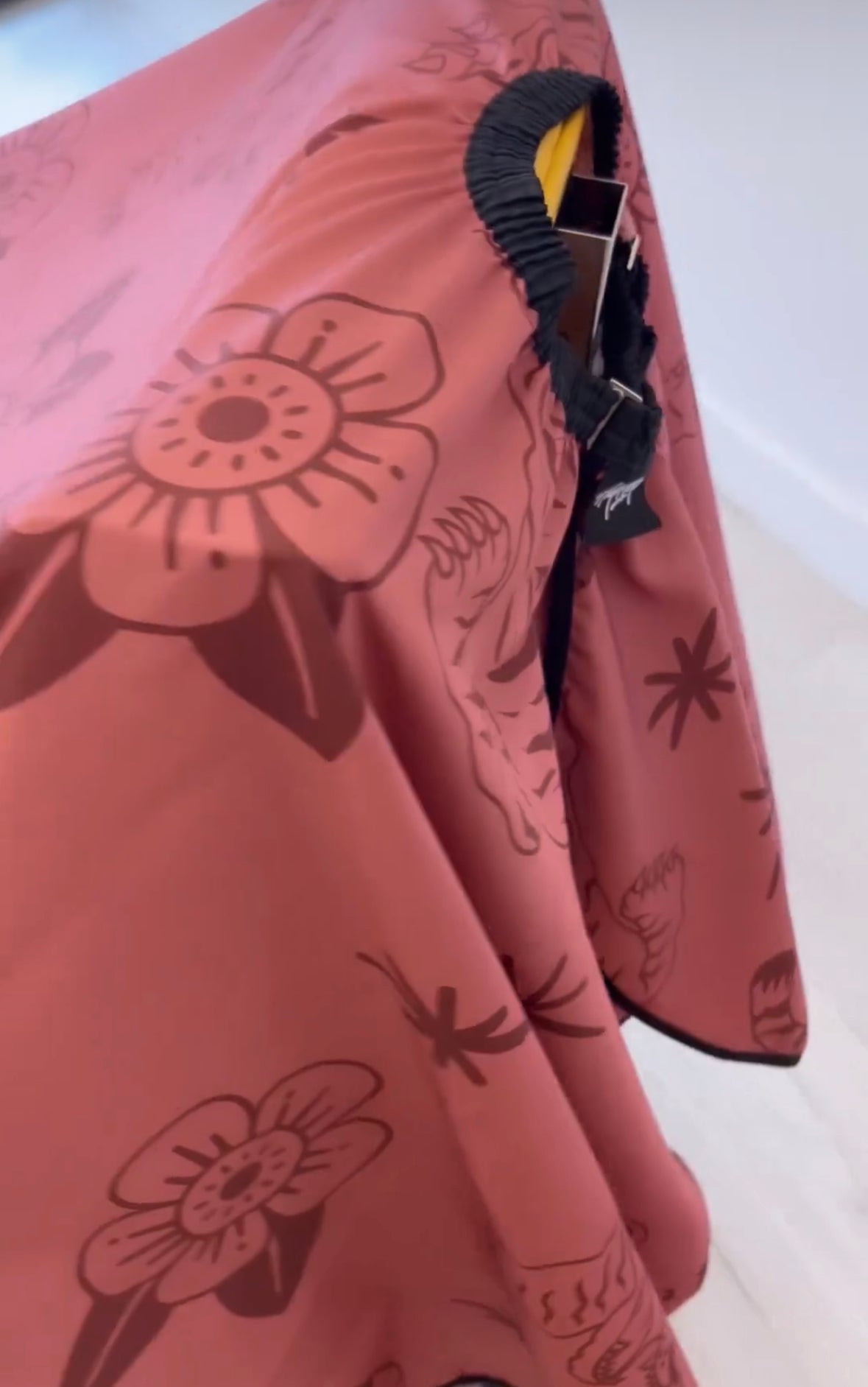 HighTop Capes "Tora v2"